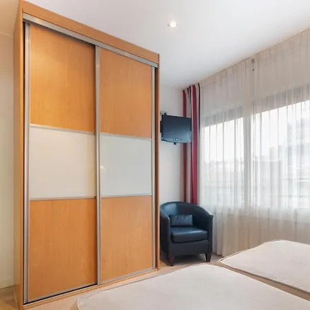 Apartman Atica - By Weflating *